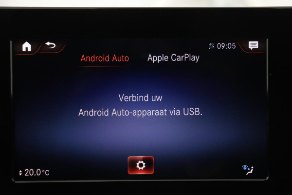 Mercedes-Benz A-Klasse 250e AMG | Panoramadak | Stoelverwarming | Carplay | Navigatie | Full LED | Half leder | Sportstoelen | Park Assist