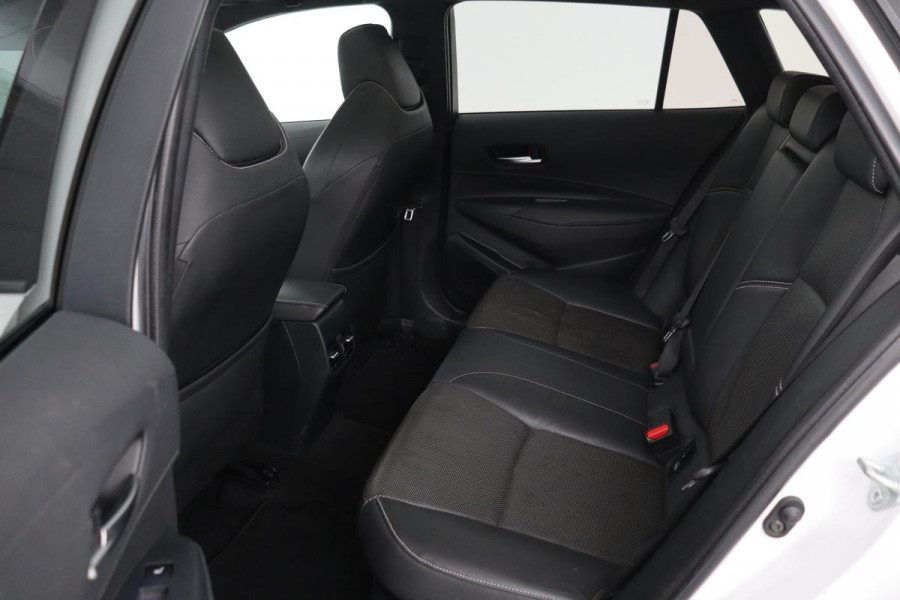 Toyota Corolla 2.0 Hybrid Premium | Leder | Head-Up | Stoelverwarming | Trekhaak | Adaptive cruise | Matrix LED | Carplay | Keyless | Camera