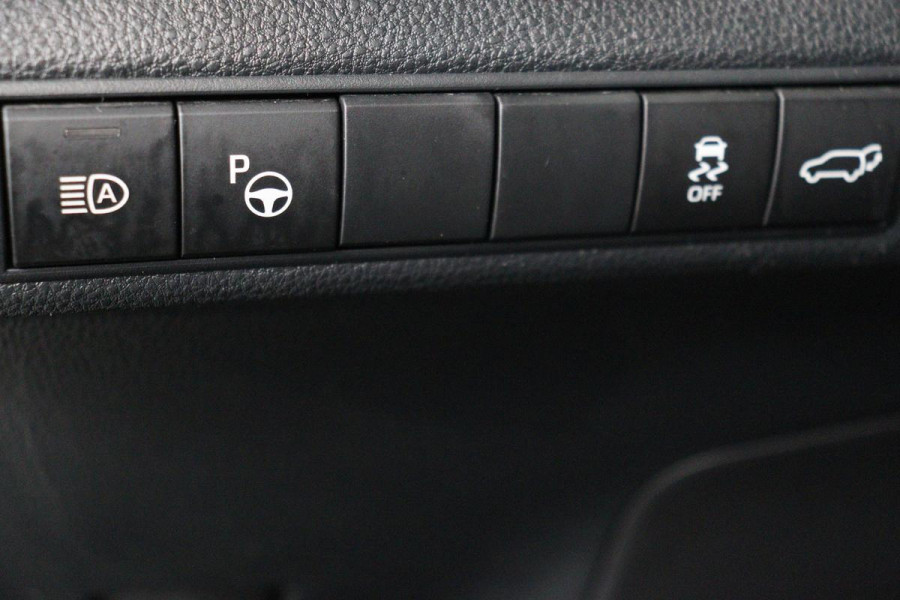 Toyota Corolla 2.0 Hybrid Premium | Leder | Head-Up | Stoelverwarming | Trekhaak | Adaptive cruise | Matrix LED | Carplay | Keyless | Camera