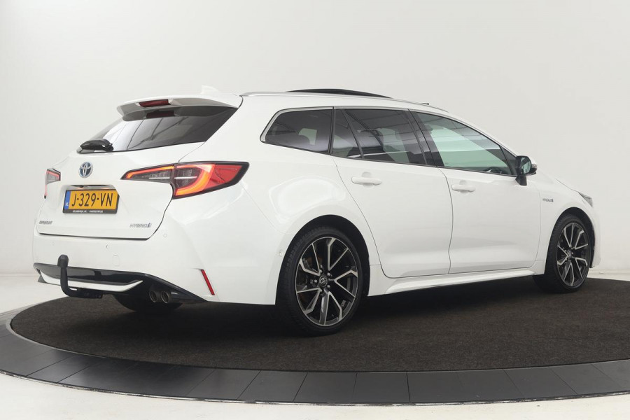 Toyota Corolla 2.0 Hybrid Premium | Leder | Head-Up | Stoelverwarming | Trekhaak | Adaptive cruise | Matrix LED | Carplay | Keyless | Camera