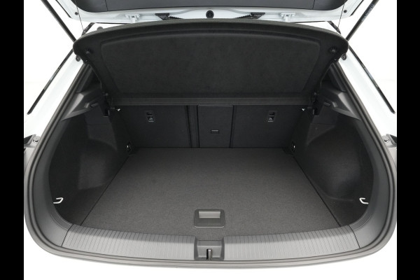 Volkswagen T-Roc Volkswagen R-Line Edition | 'App-Connect' draadloze smartphone integratie | Airconditioning automatisch, 2-zone (Climatronic) | Automatische afstandsregeling (Adaptive Cruise Control)