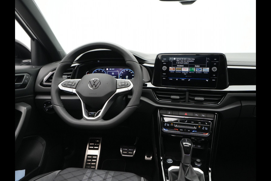 Volkswagen T-Roc Volkswagen R-Line Edition | 'App-Connect' draadloze smartphone integratie | Airconditioning automatisch, 2-zone (Climatronic) | Automatische afstandsregeling (Adaptive Cruise Control)