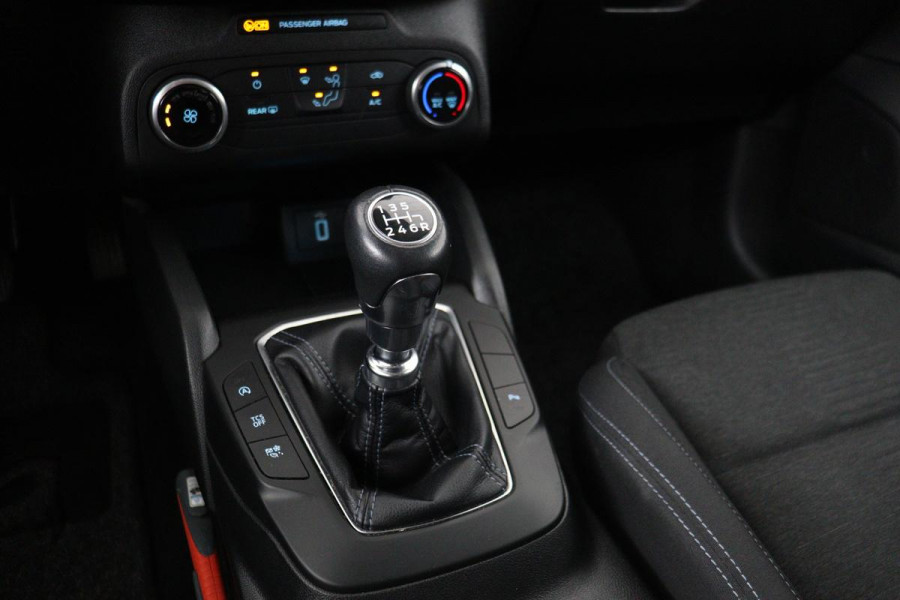 Ford Focus 1.0 EcoBoost Active | Carplay | Full LED | Navigatie | Cruise control | Parkeerhulp | Airco | Bluetooth