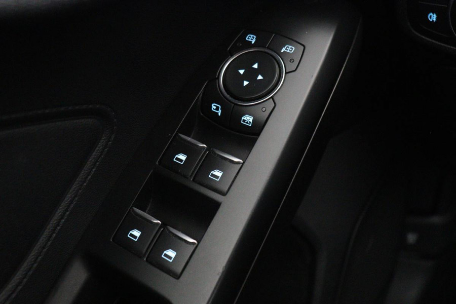 Ford Focus 1.0 EcoBoost Active | Carplay | Full LED | Navigatie | Cruise control | Parkeerhulp | Airco | Bluetooth