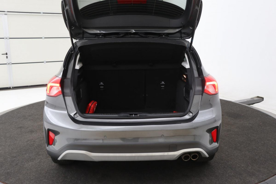 Ford Focus 1.0 EcoBoost Active | Carplay | Full LED | Navigatie | Cruise control | Parkeerhulp | Airco | Bluetooth