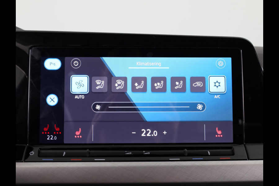 Volkswagen Golf 1.5 TSI Life 130 pk | Navigatie | Parkeersensoren | Adaptieve cruise control | Stoelverwarming | Apple Carplay/Android Auto |