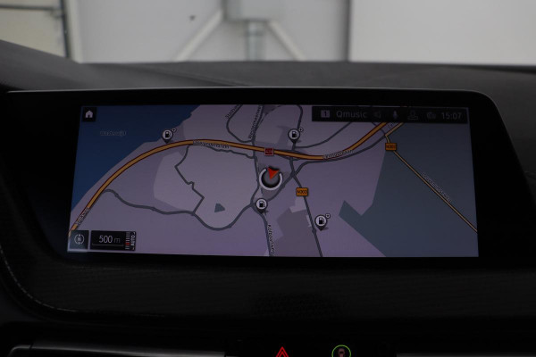 BMW 1-serie 118i Executive Edition | Sport Line | Carplay | Full LED | Sportstoelen | Climate control | Navigatie | Parkeerhulp | Live Cockpit | Cruise control
