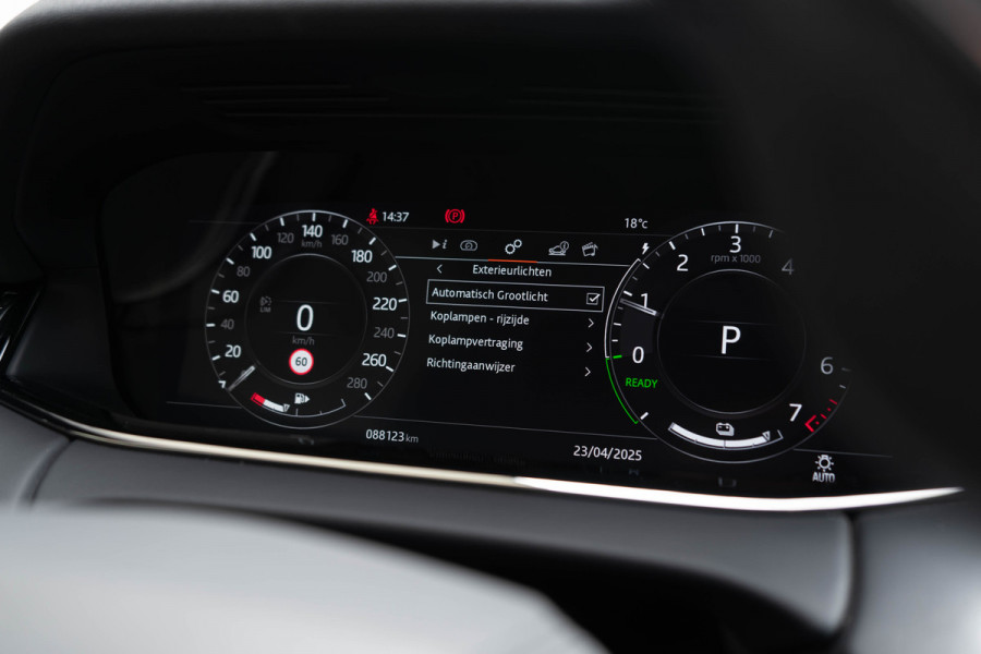 Land Rover Range Rover Evoque 1.5 HSE P300e AWD R-dynamic / Virtual Cockpit/ Adaptive Cruise Control/ Panoramadak/ 227kW (309pk)