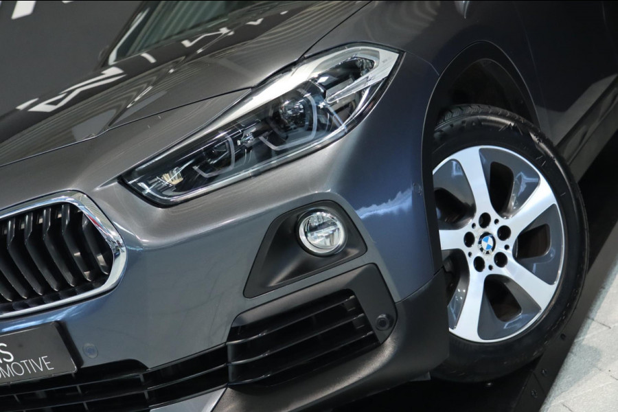 BMW X2 SDrive18i / LED / CRUISE / LEDER / PDC V+A / NAVI