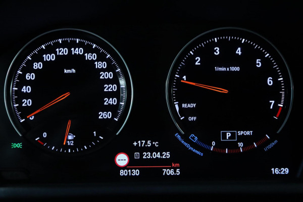 BMW X2 SDrive18i / LED / CRUISE / LEDER / PDC V+A / NAVI