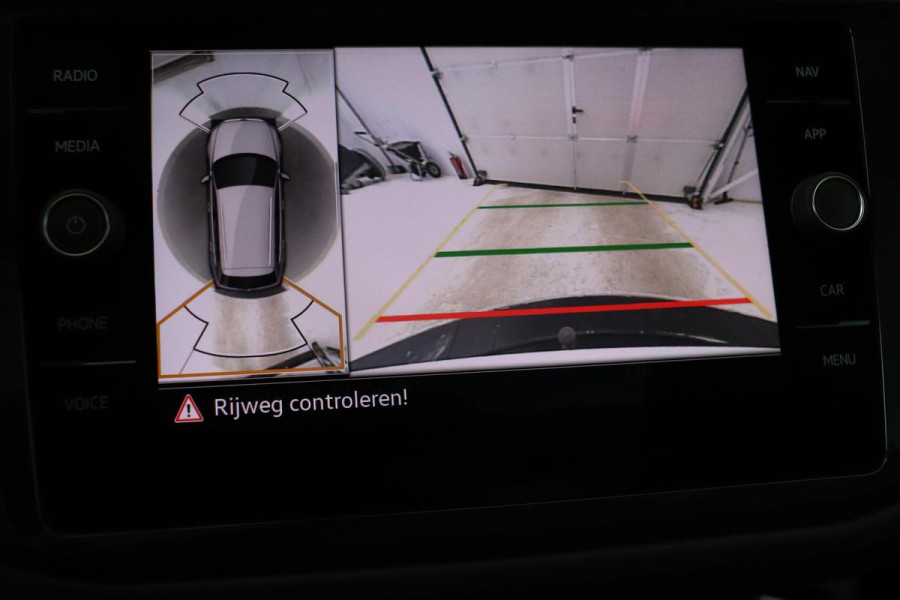 Volkswagen Tiguan 1.5 TSI R-Line | Panoramadak | 360 camera | Trekhaak | Full LED | Stoelverwarming | Carplay | Harman-Kardon | Adaptive cruise | Navigatie