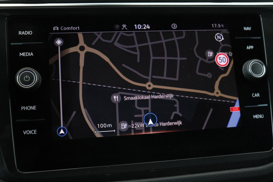 Volkswagen Tiguan 1.5 TSI R-Line | Panoramadak | 360 camera | Trekhaak | Full LED | Stoelverwarming | Carplay | Harman-Kardon | Adaptive cruise | Navigatie