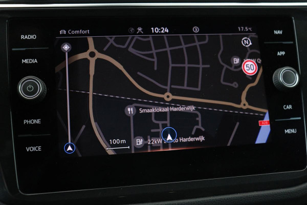 Volkswagen Tiguan 1.5 TSI R-Line | Panoramadak | 360 camera | Trekhaak | Full LED | Stoelverwarming | Carplay | Harman-Kardon | Adaptive cruise | Navigatie