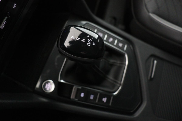 Volkswagen Tiguan 1.5 TSI R-Line | Panoramadak | 360 camera | Trekhaak | Full LED | Stoelverwarming | Carplay | Harman-Kardon | Adaptive cruise | Navigatie