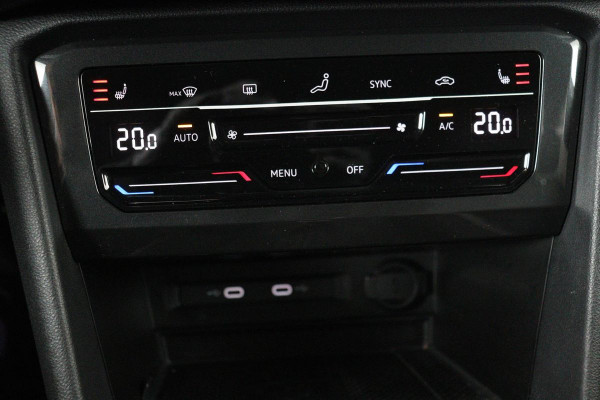 Volkswagen Tiguan 1.5 TSI R-Line | Panoramadak | 360 camera | Trekhaak | Full LED | Stoelverwarming | Carplay | Harman-Kardon | Adaptive cruise | Navigatie