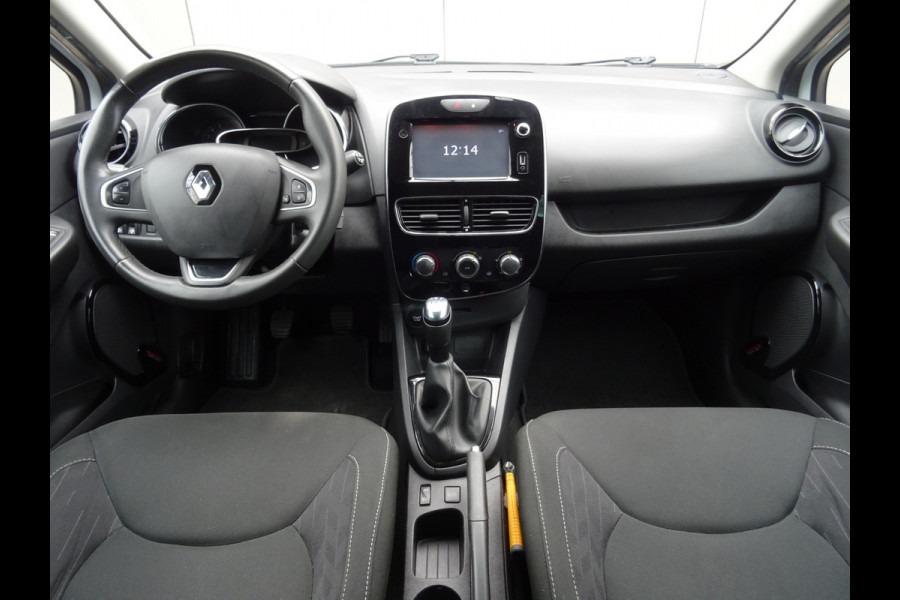 Renault Clio 0.9 TCe Limited * PDC * TREKHAAK * DEALER ONDERH. !!