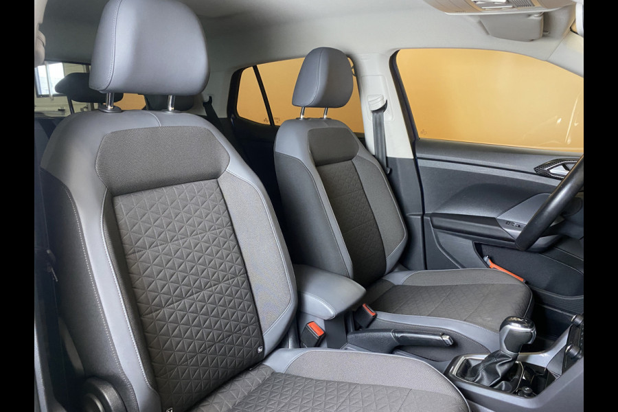 Volkswagen T-Cross 1.0 TSI Style trekhaak afn. | navi cruise control | automaat