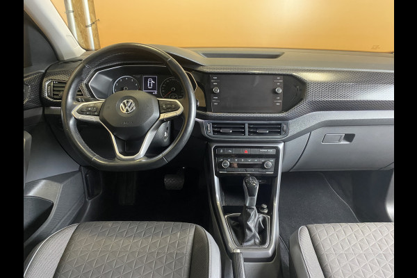 Volkswagen T-Cross 1.0 TSI Style trekhaak afn. | navi cruise control | automaat