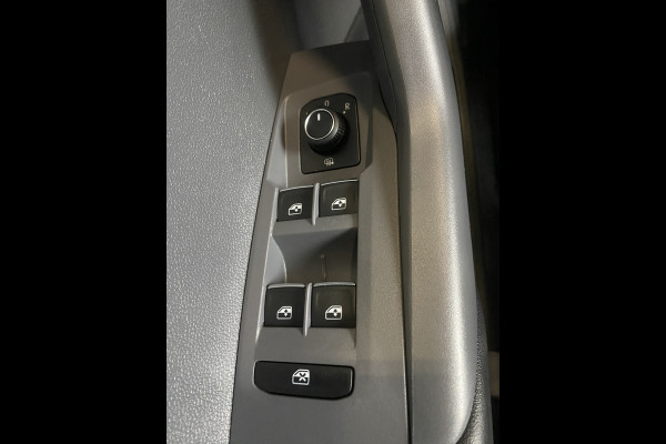 Volkswagen T-Cross 1.0 TSI Style trekhaak afn. | navi cruise control | automaat