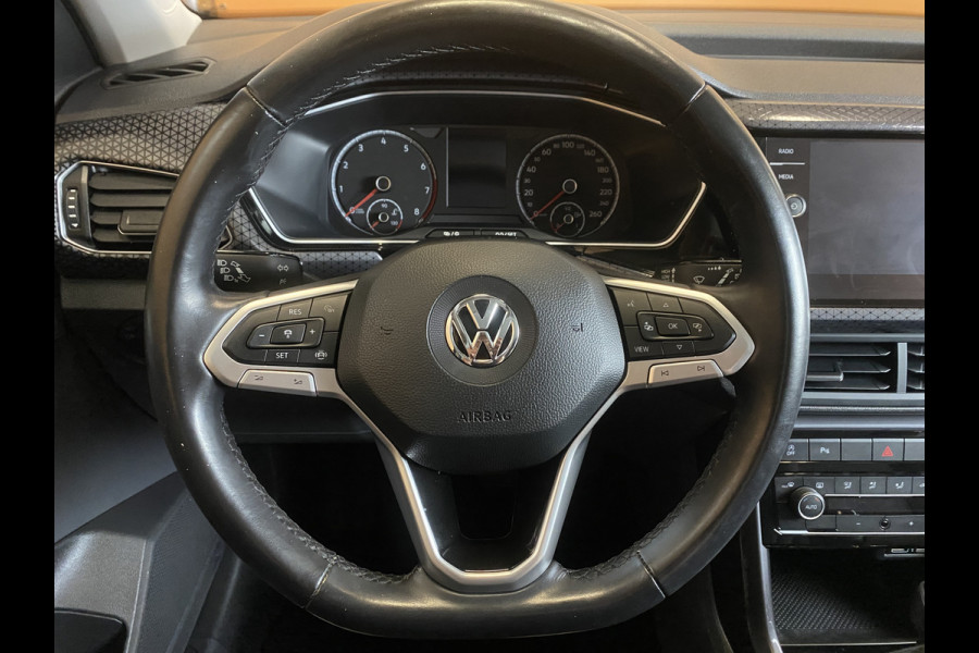 Volkswagen T-Cross 1.0 TSI Style trekhaak afn. | navi cruise control | automaat