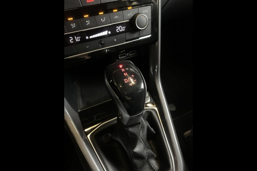 Volkswagen T-Cross 1.0 TSI Style trekhaak afn. | navi cruise control | automaat