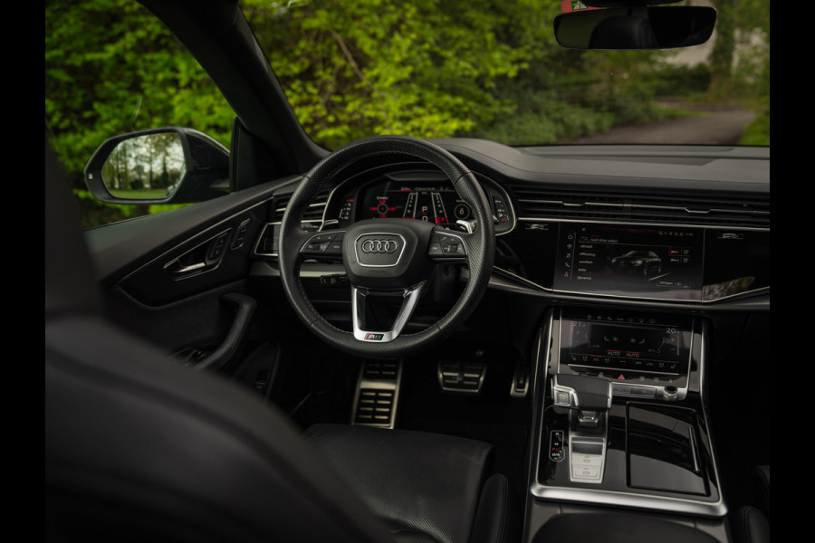 Audi RS Q8 Quattro | Akrapovic | B&O | Stoelventilatie | Pano-dak | Massage | Head-up | Adapt. cruise