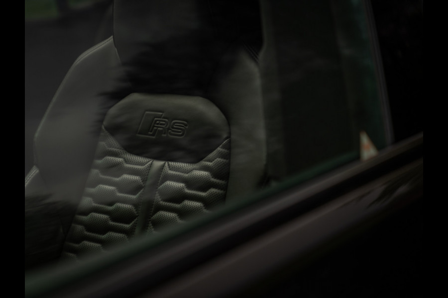 Audi RS Q8 Quattro | Akrapovic | B&O | Stoelventilatie | Pano-dak | Massage | Head-up | Adapt. cruise