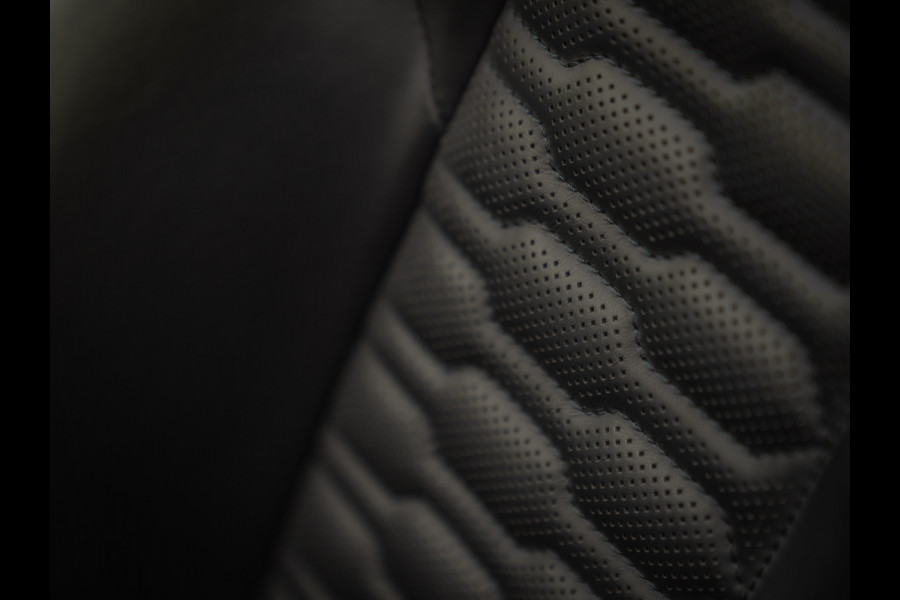 Audi RS Q8 Quattro | Akrapovic | B&O | Stoelventilatie | Pano-dak | Massage | Head-up | Adapt. cruise