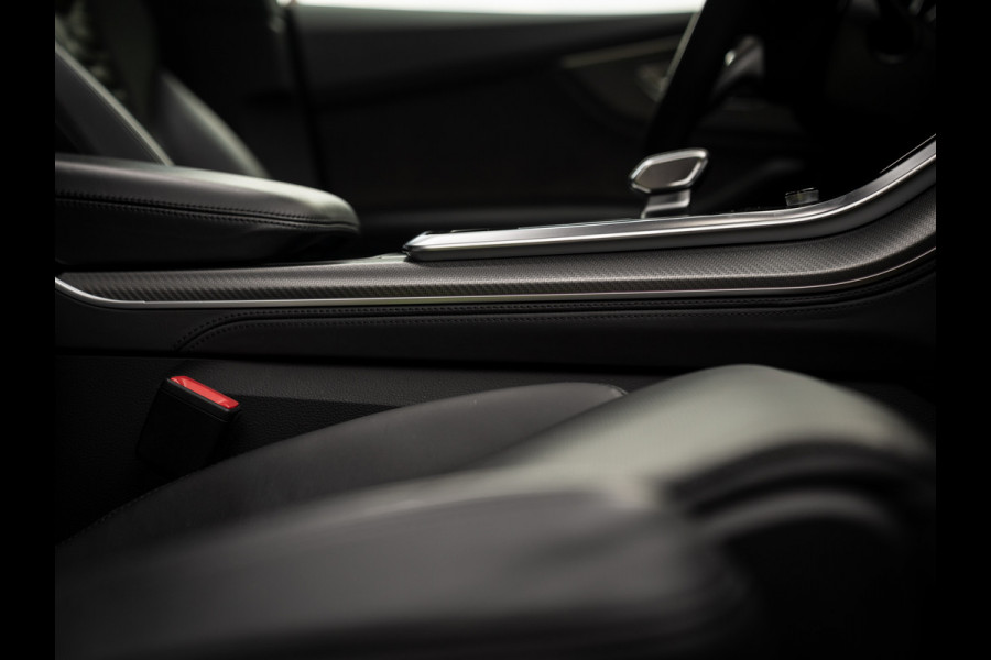 Audi RS Q8 Quattro | Akrapovic | B&O | Stoelventilatie | Pano-dak | Massage | Head-up | Adapt. cruise