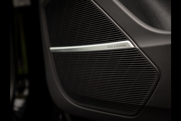 Audi RS Q8 Quattro | Akrapovic | B&O | Stoelventilatie | Pano-dak | Massage | Head-up | Adapt. cruise