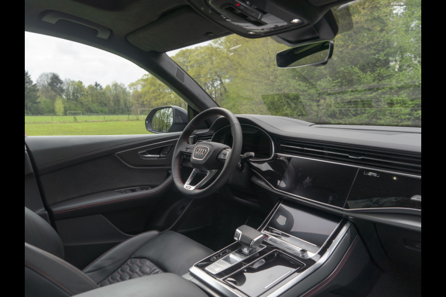 Audi RS Q8 Quattro | B&O Advanced 3D | RS Dynamic | Keramisch | ABT velgen | 1e eig | Pano | Massage | Stoelventilatie