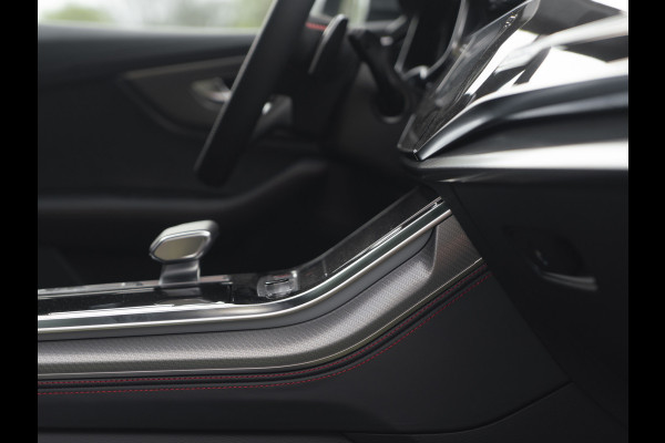 Audi RS Q8 Quattro | B&O Advanced 3D | RS Dynamic | Keramisch | ABT velgen | 1e eig | Pano | Massage | Stoelventilatie