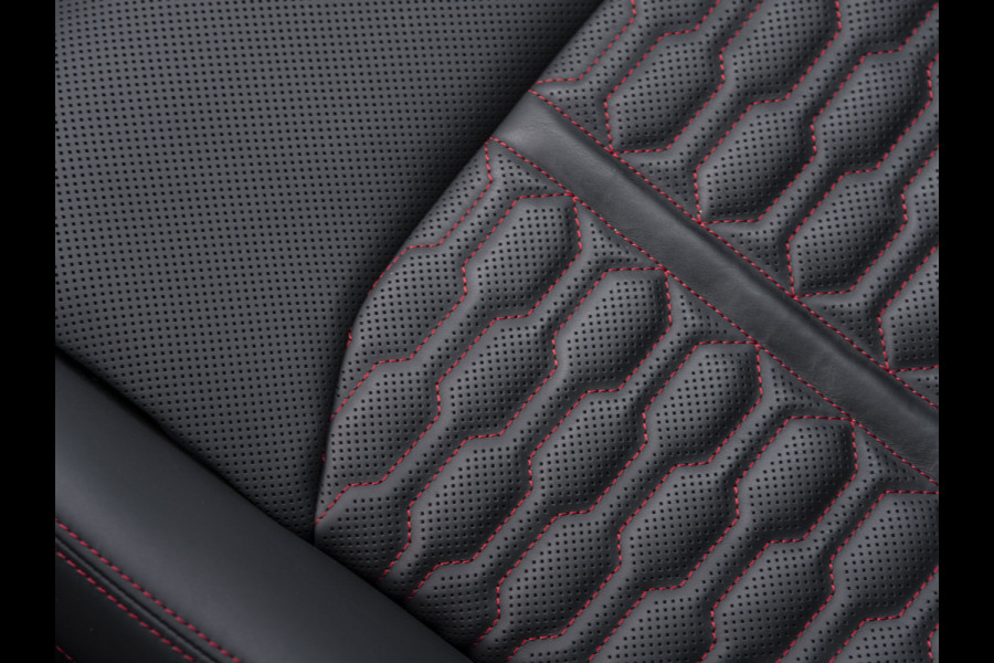 Audi RS Q8 Quattro | B&O Advanced 3D | RS Dynamic | Keramisch | ABT velgen | 1e eig | Pano | Massage | Stoelventilatie