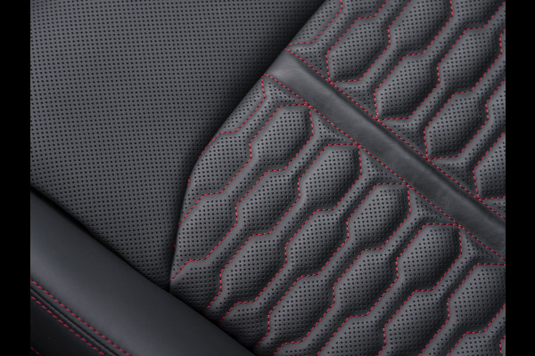 Audi RS Q8 Quattro | B&O Advanced 3D | RS Dynamic | Keramisch | ABT velgen | 1e eig | Pano | Massage | Stoelventilatie