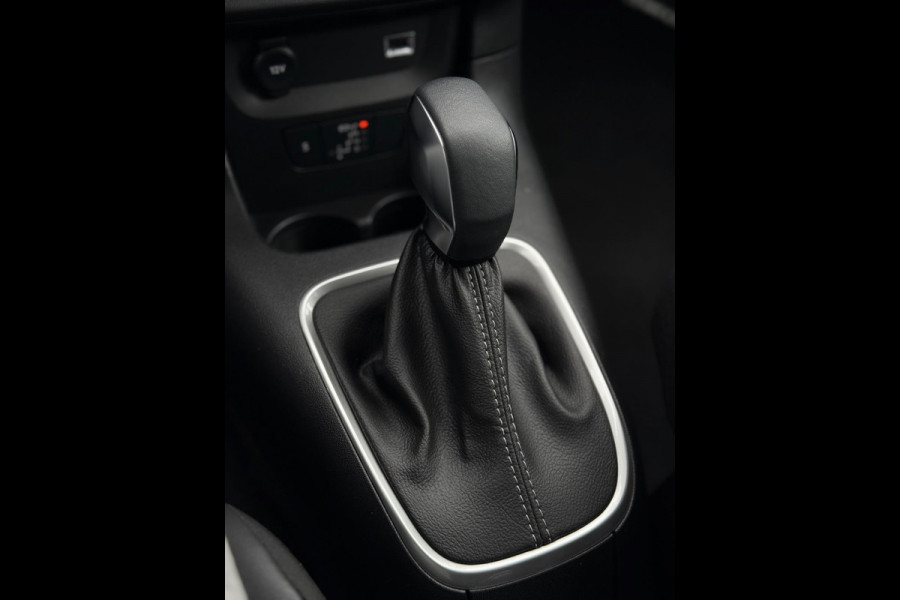 Citroën C3 1.2 PureTech ELLE Edition Camera Leder Automaat