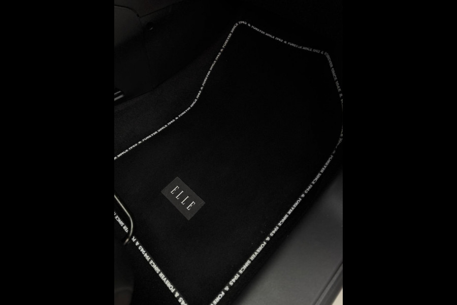 Citroën C3 1.2 PureTech ELLE Edition Camera Leder Automaat