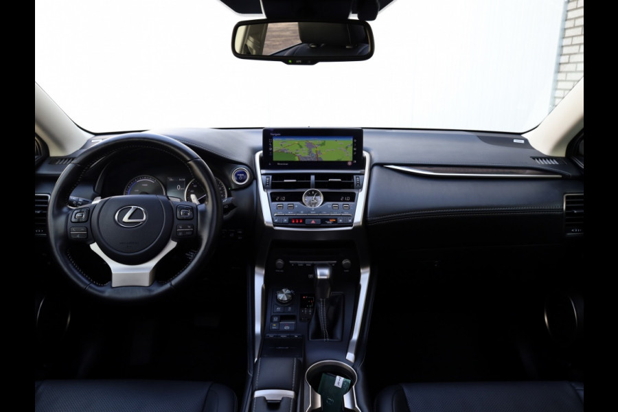 Lexus NX 300h AWD President | Mark Levinson | Panoramadak | Trekhaak