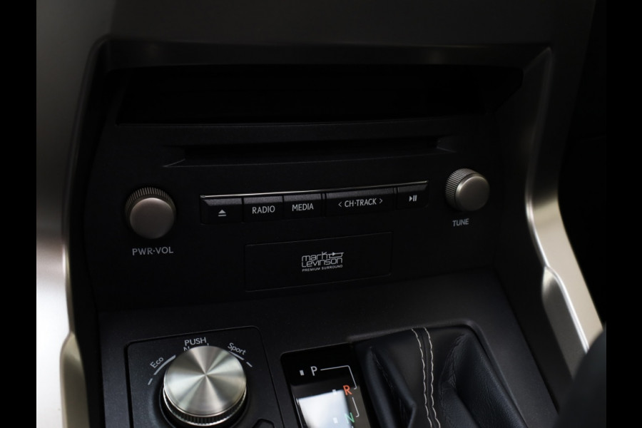 Lexus NX 300h AWD President | Mark Levinson | Panoramadak | Trekhaak