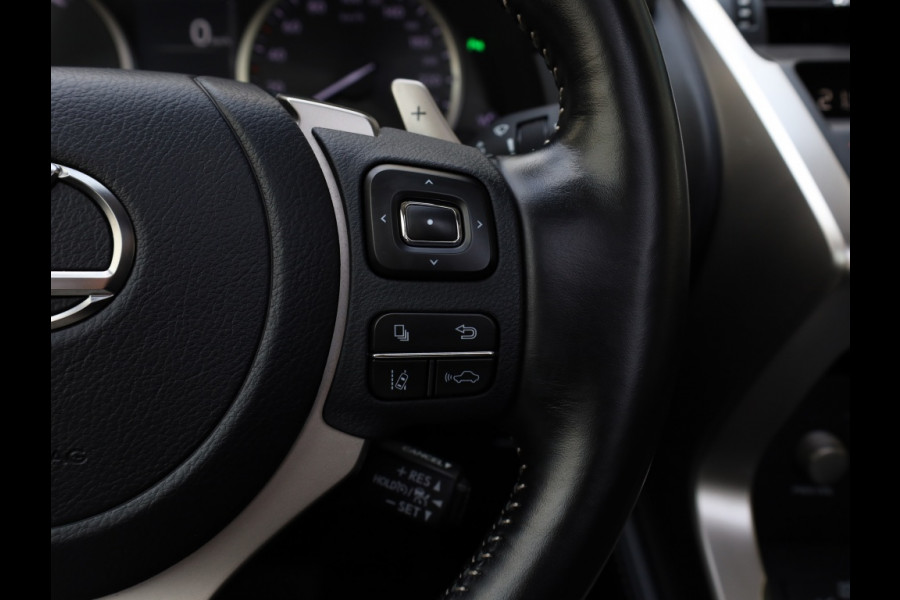 Lexus NX 300h AWD President | Mark Levinson | Panoramadak | Trekhaak