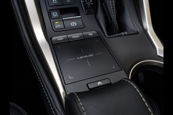 Lexus NX 300h AWD President | Mark Levinson | Panoramadak | Trekhaak