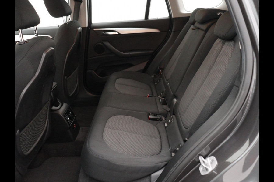BMW X1 xDrive25e Plug-In Hybrid NAVI LED CLIMA CRUISE TREKHAAK