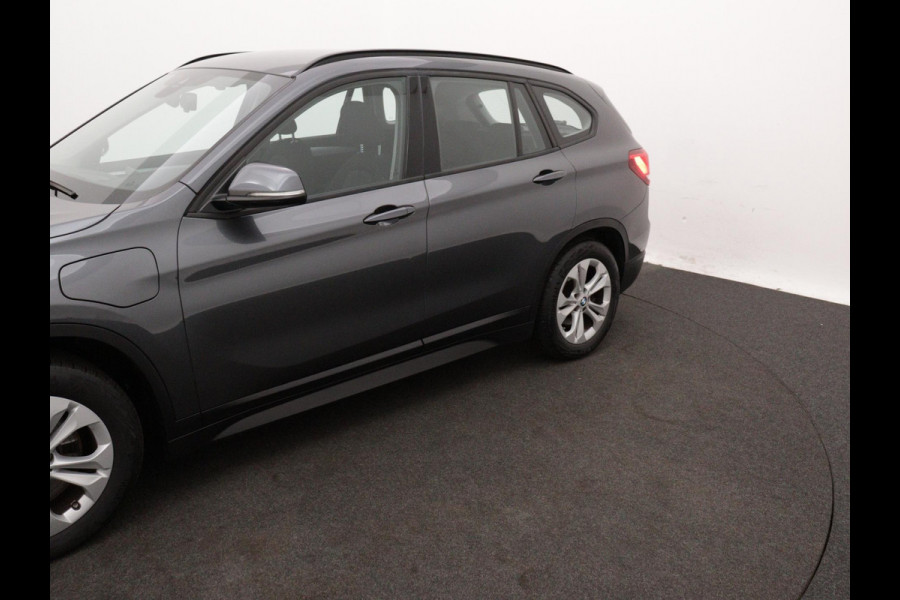 BMW X1 xDrive25e Plug-In Hybrid NAVI LED CLIMA CRUISE TREKHAAK