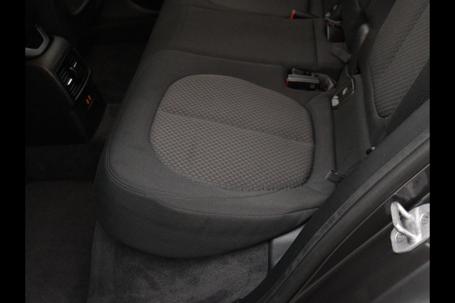 BMW X1 xDrive25e Plug-In Hybrid NAVI LED CLIMA CRUISE TREKHAAK