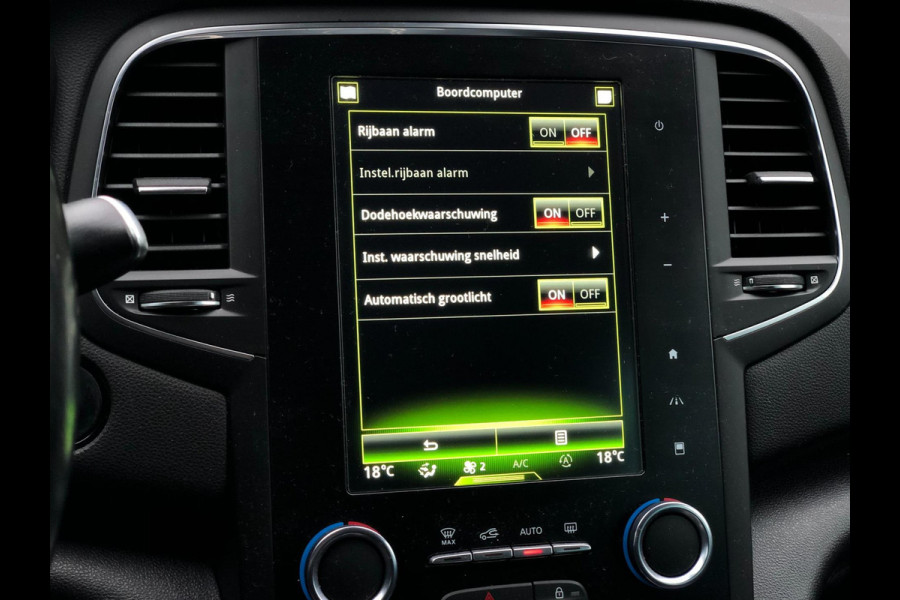 Renault Mégane 1.3 TCe Bose | Navi, Carplay/Android, Camera, Cruise, Sfeerverl., Climate | Dealeronderhouden | NAP |