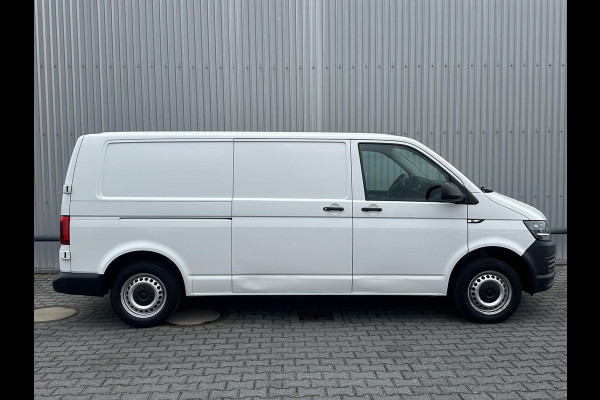 Volkswagen Transporter 2.0 TDI L2H1*AIRCO*NAVI*BLUETOOTH*HAAK*BETIMMERING