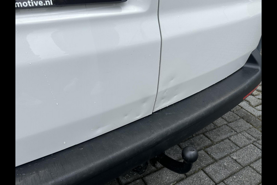 Volkswagen Transporter 2.0 TDI L2H1*AIRCO*NAVI*BLUETOOTH*HAAK*BETIMMERING