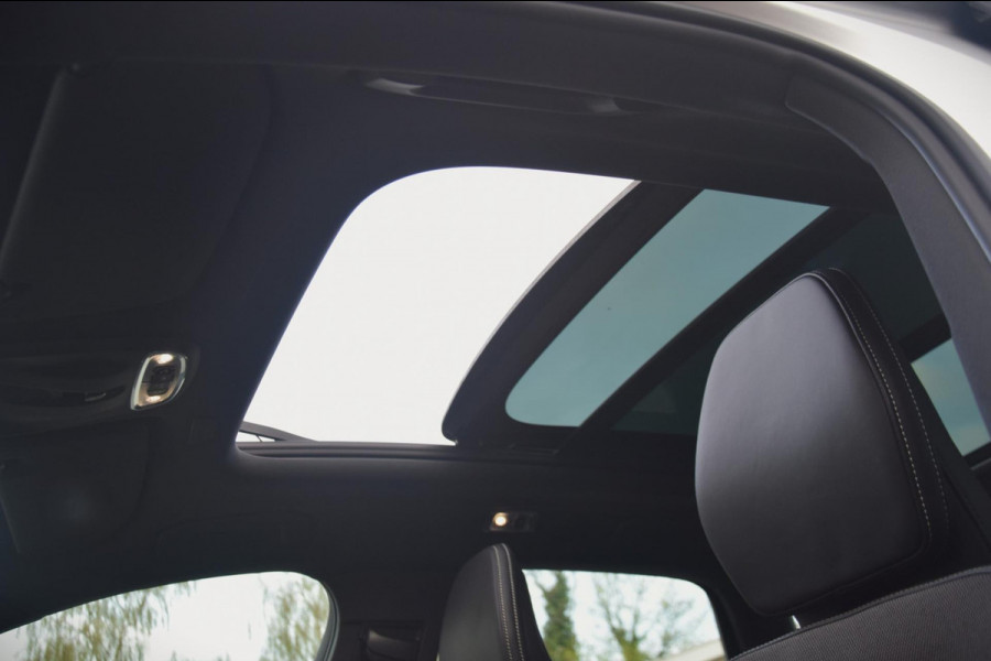 Volvo XC60 2.0 B5 R-Design Panoramadak