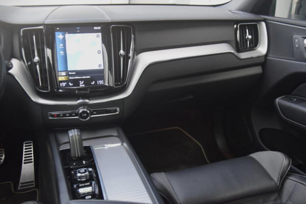 Volvo XC60 2.0 B5 R-Design Panoramadak