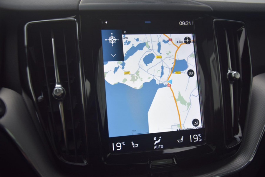 Volvo XC60 2.0 B5 R-Design Panoramadak