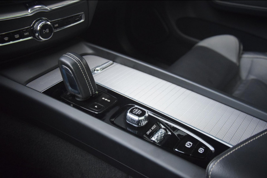 Volvo XC60 2.0 B5 R-Design Panoramadak